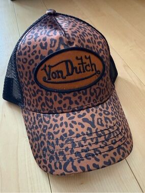 Von Dutch Leopard Print Trucker Hat - Brown & Black